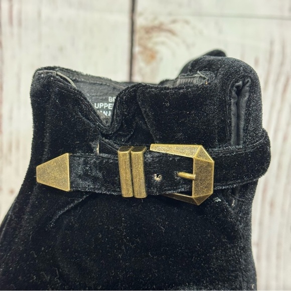 Jeffrey Campbell x LF  Crushed Velvet Buckled Boots Vintage Gothic look 7 GuC - Picture 15 of 16